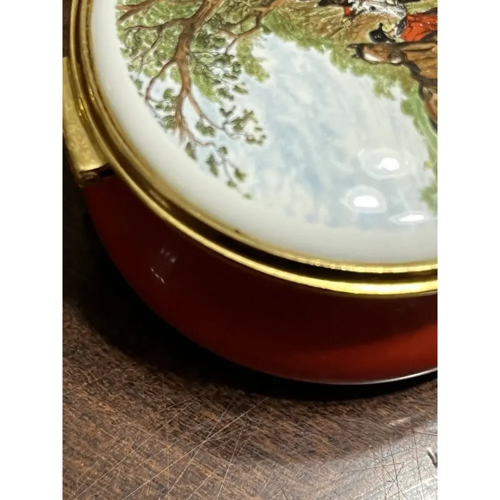 Kingsley Enamels Worcestershire England Trinket Box English Riding Fox Hunting